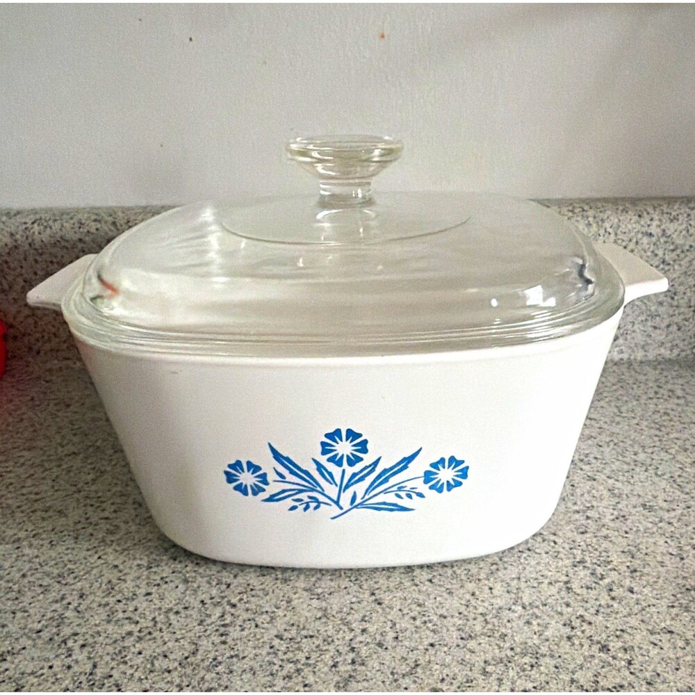 CorningWare Blue Cornflower A-1 1/2-B 1.5 qt Square Casserole w/ Lid
